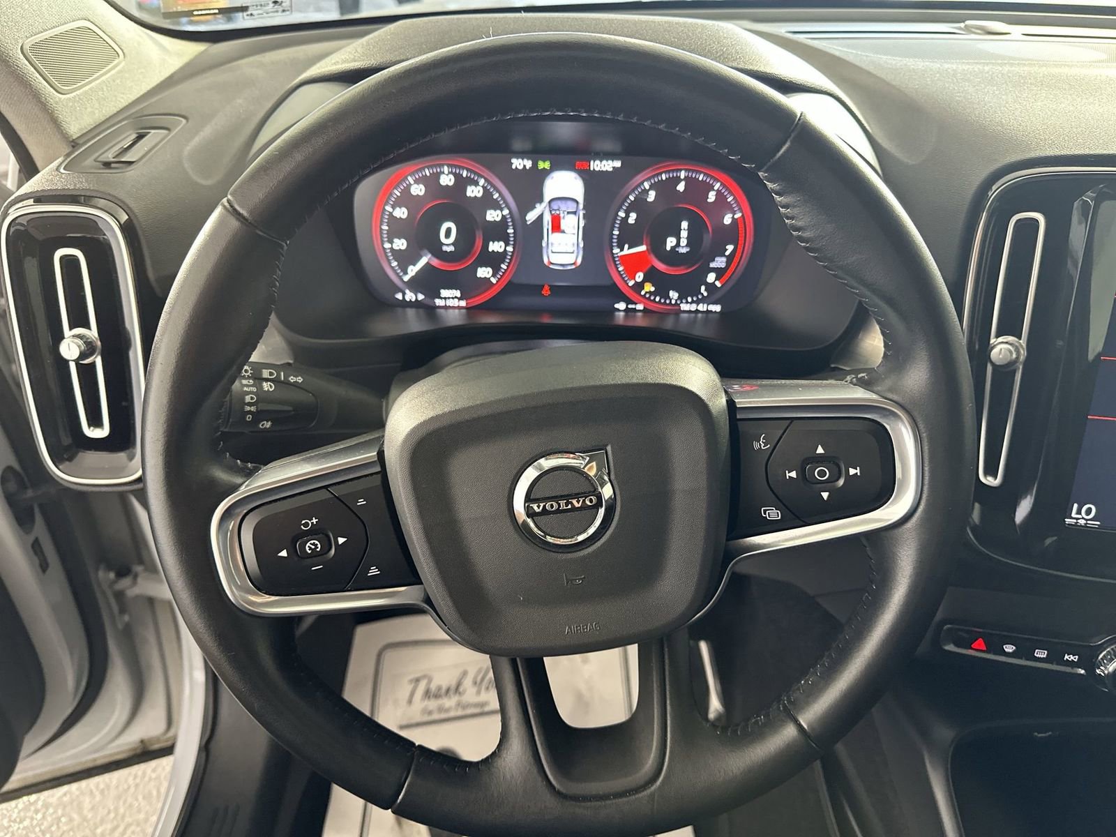 Used 2021 Volvo XC40 T4 Momentum w/ Protection Package Premier image 18