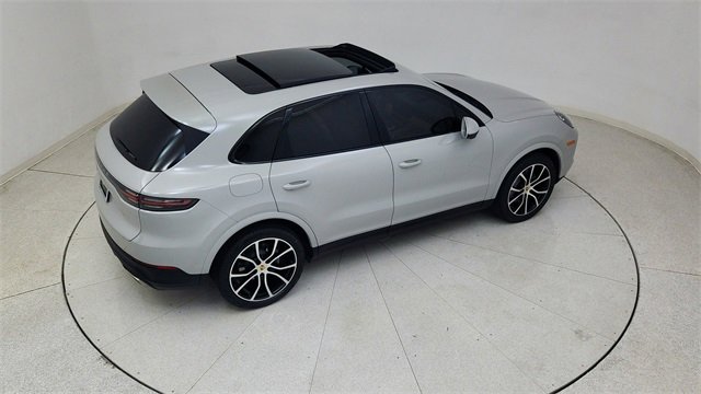 Used 2022 Porsche Cayenne image 81