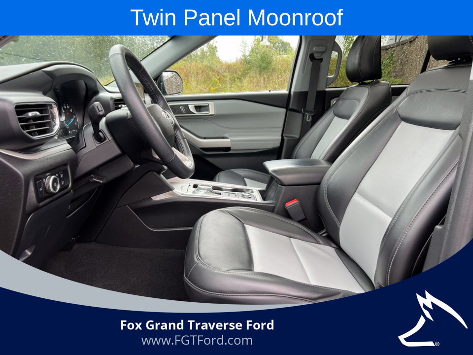 Certified 2023 Ford Explorer XLT w/ Equipment Group 202A AWD/4WD image 3