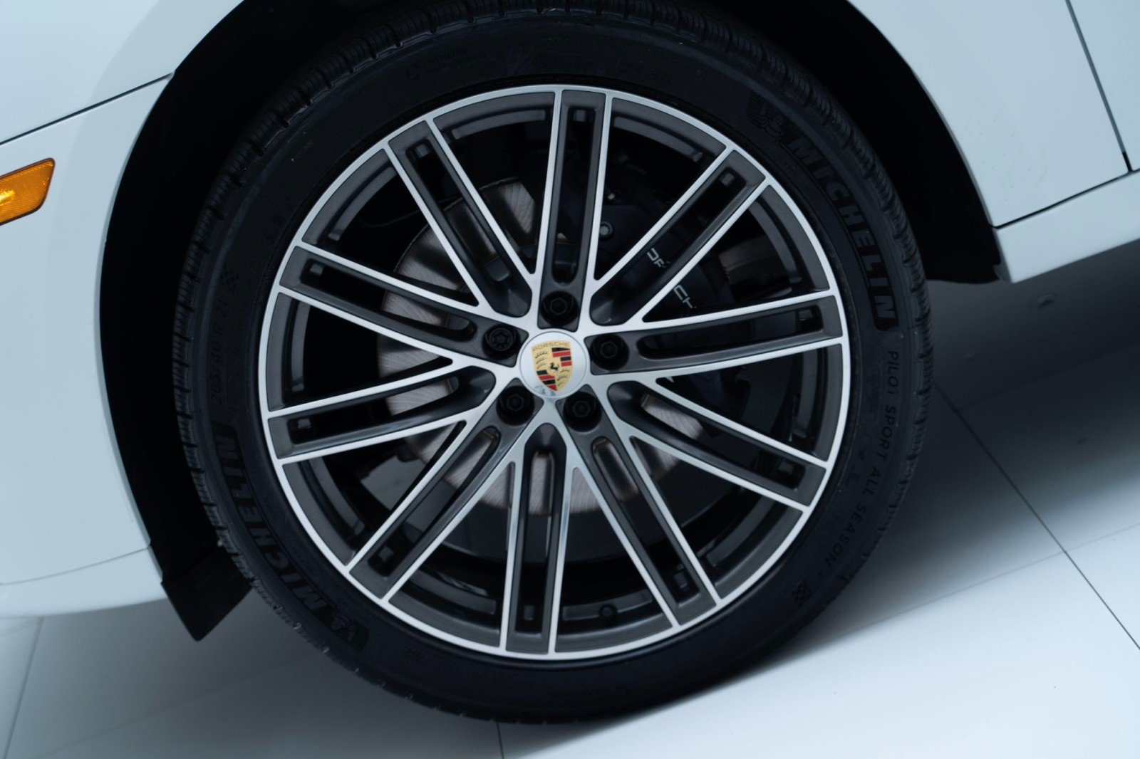 New 2026 Porsche Macan image 12