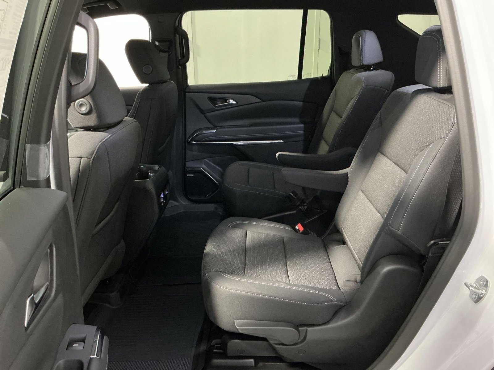 New 2026 Chevrolet Traverse LT w/ Enhanced Driving Package image 32