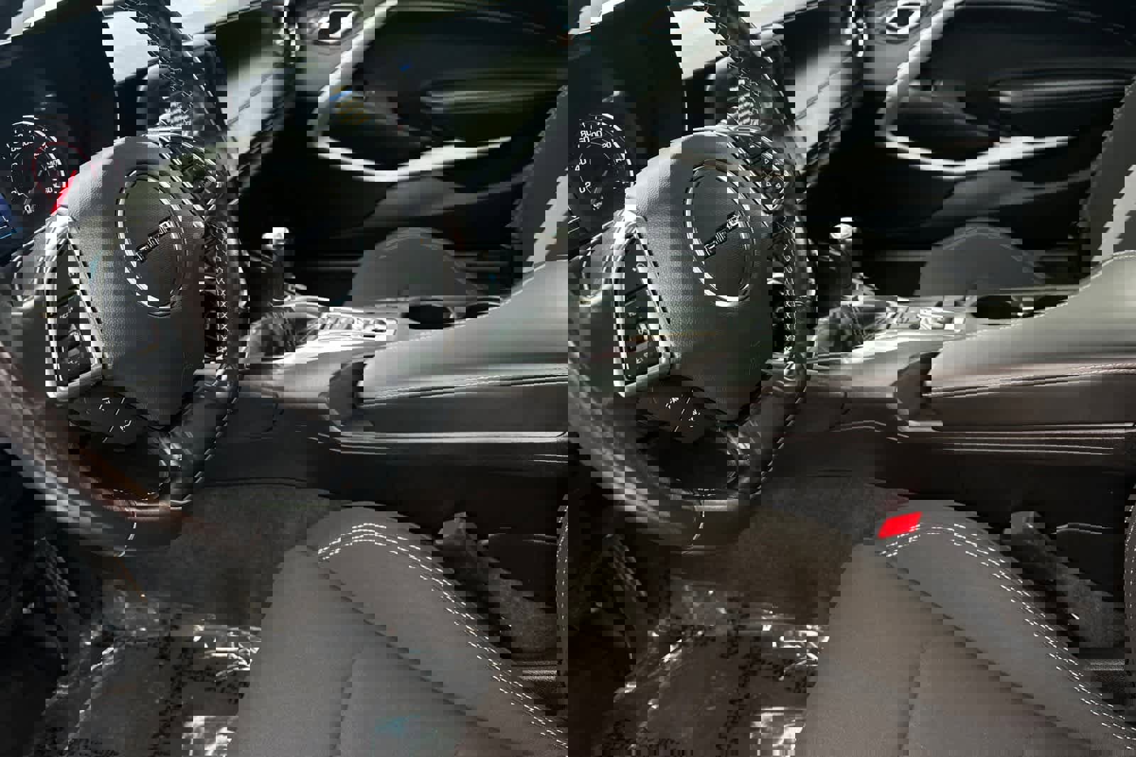 Used 2019 Chevrolet Camaro LT image 12