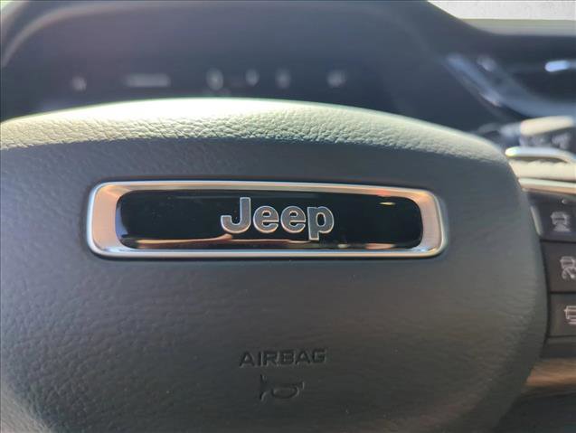 New 2026 Jeep Grand Cherokee L Limited RWD image 16