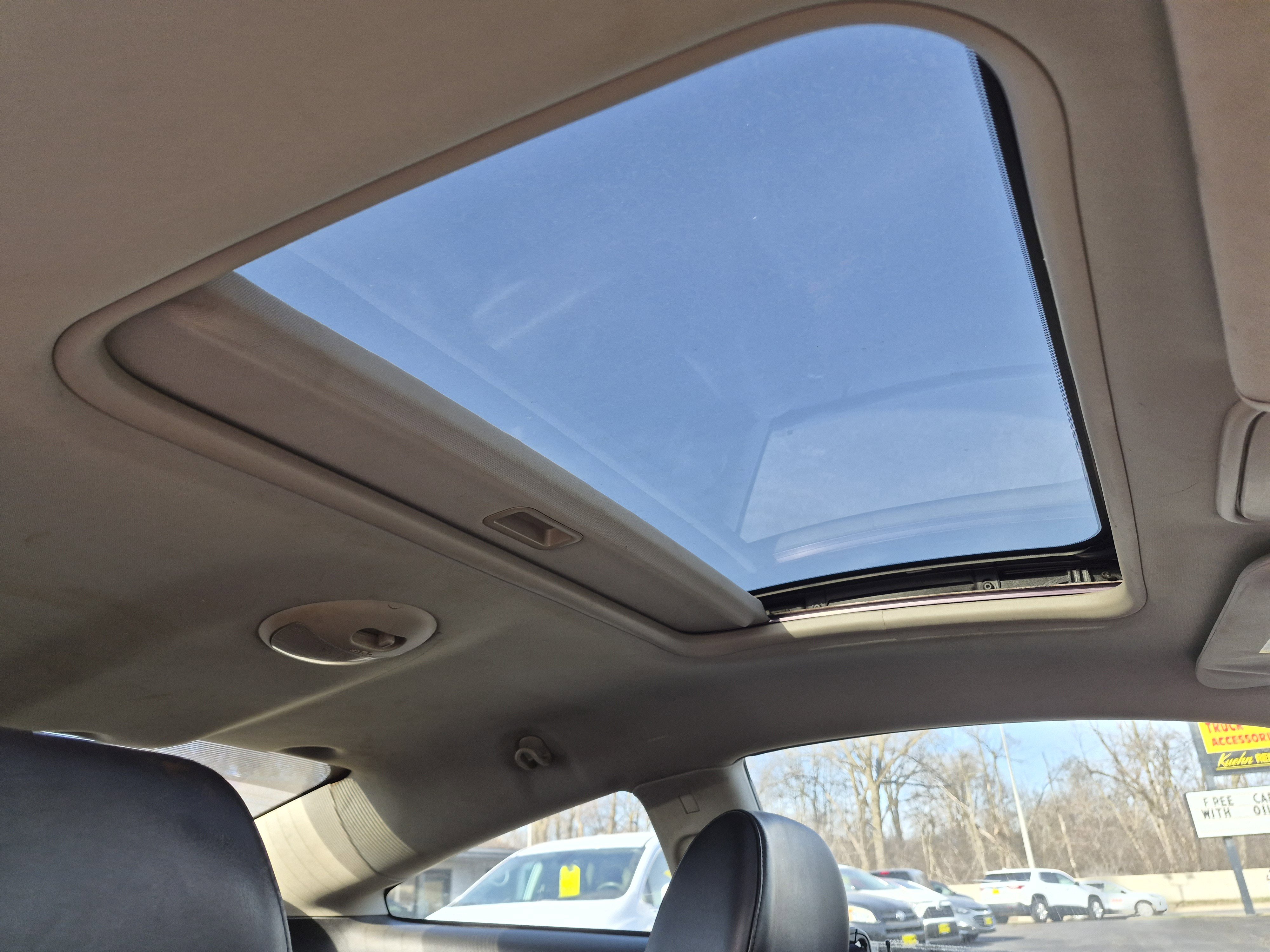 Used 2008 Pontiac G6 GT w/ Premium Package image 14