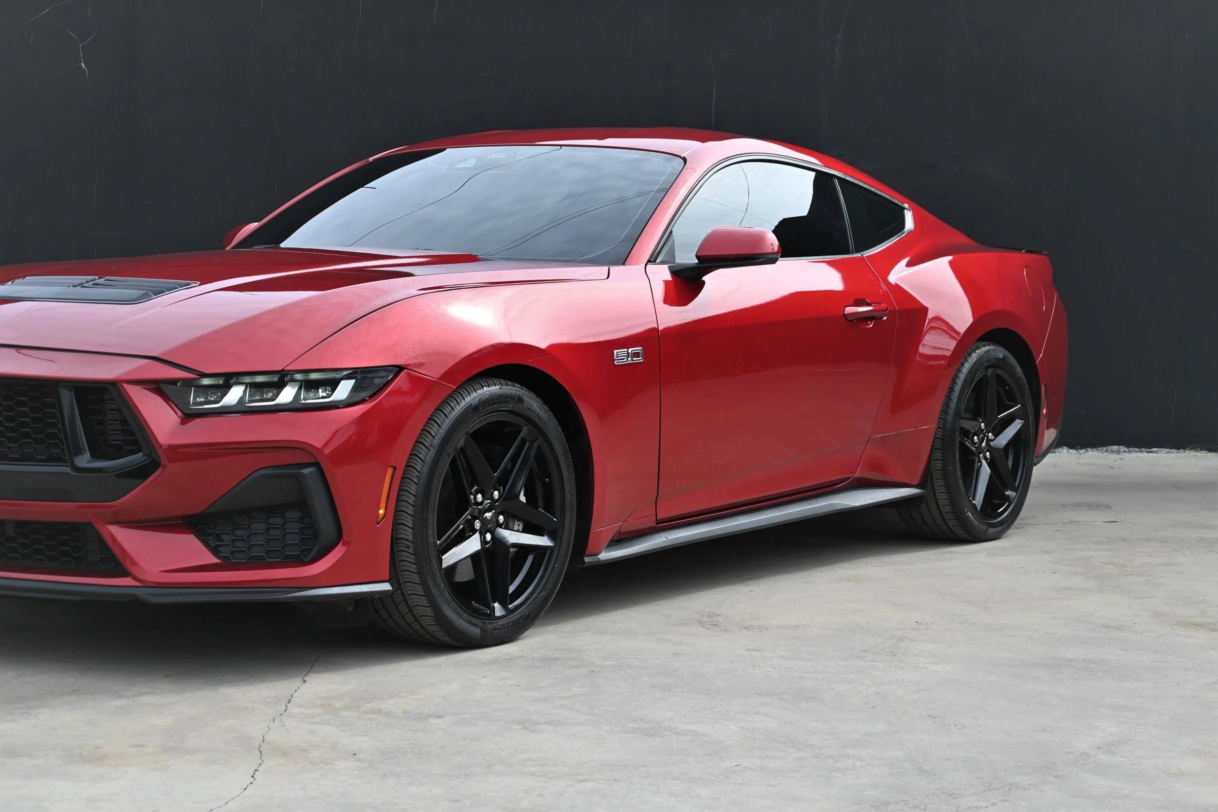 Used 2024 Ford Mustang GT Premium image 13