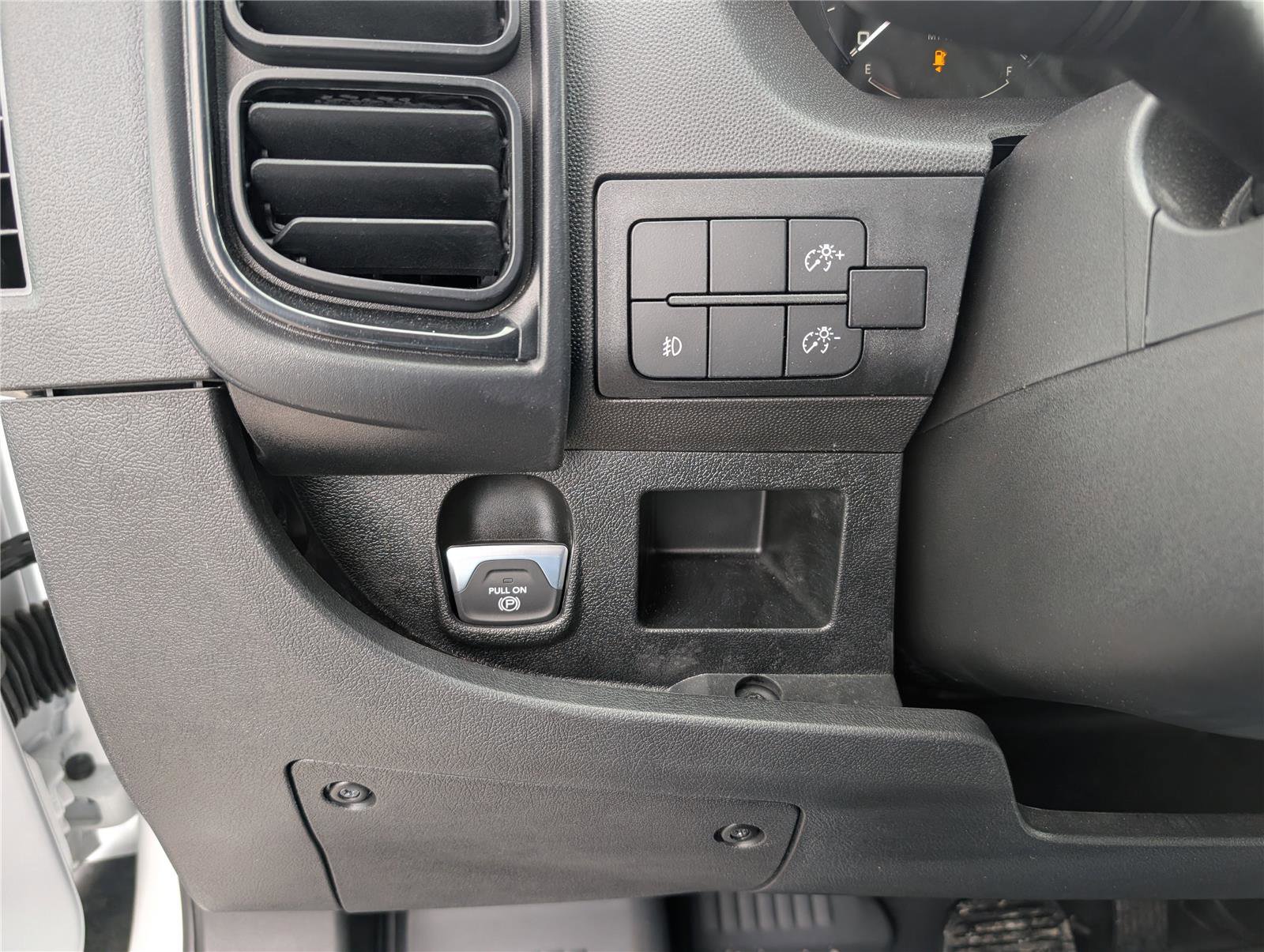 New 2026 RAM ProMaster 2500 w/ Convenience Group image 13