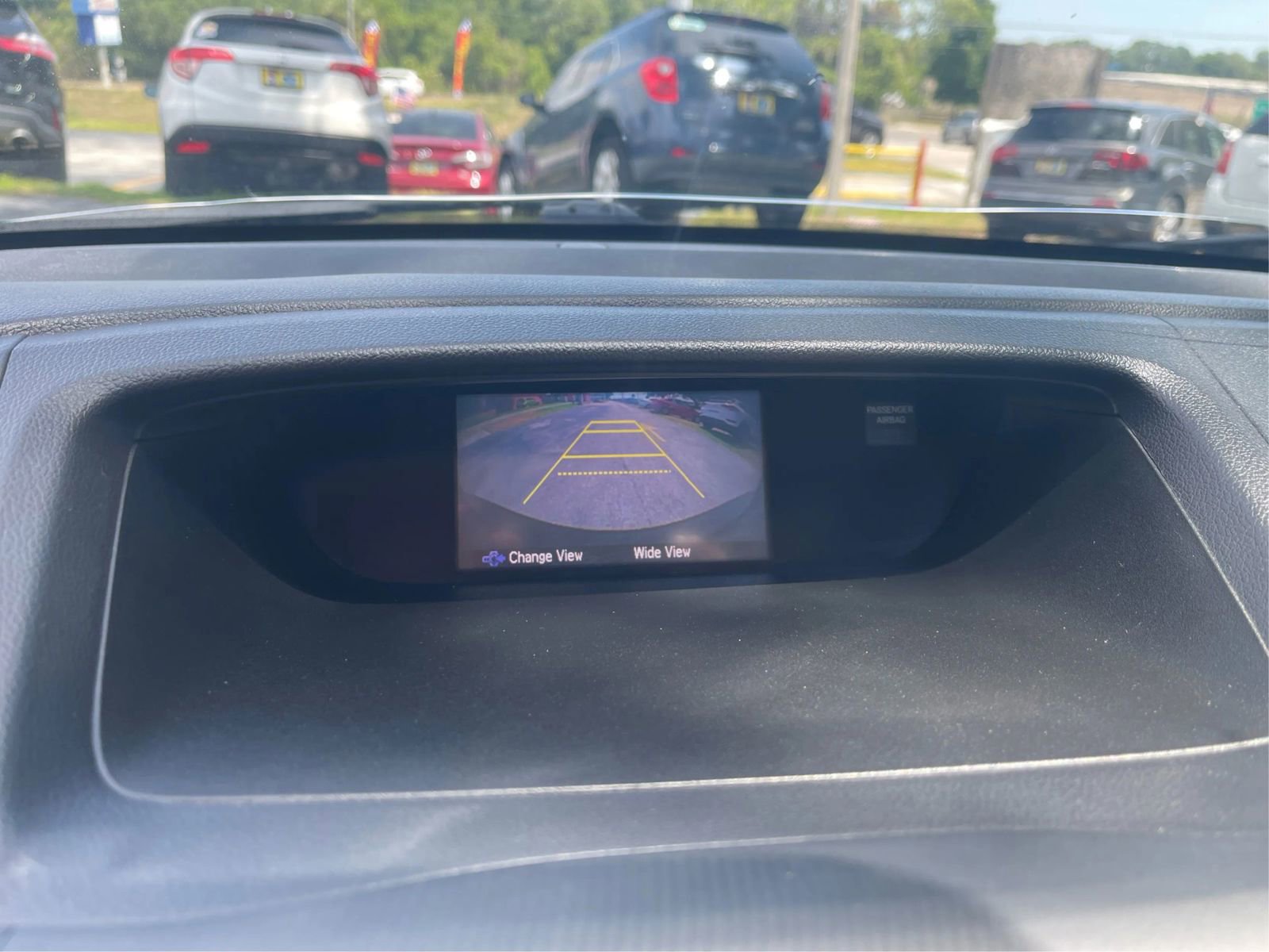 Used 2015 Honda CR-V LX image 16