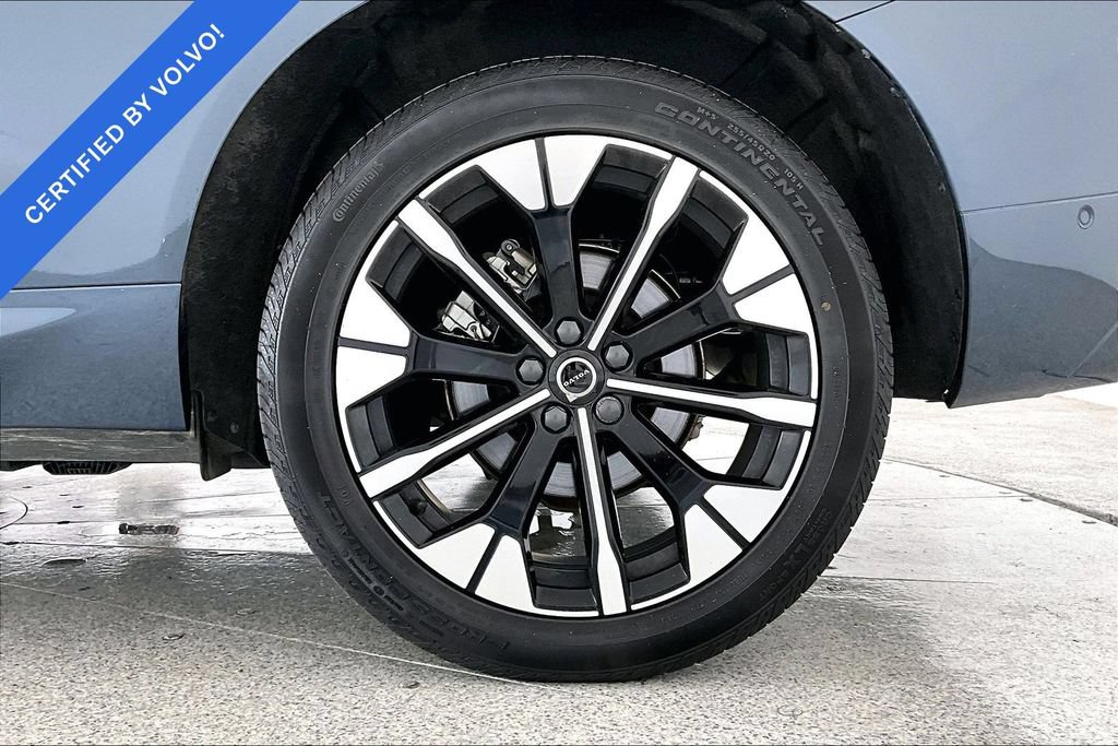 Certified 2026 Volvo XC60 B5 Plus AWD/4WD image 10