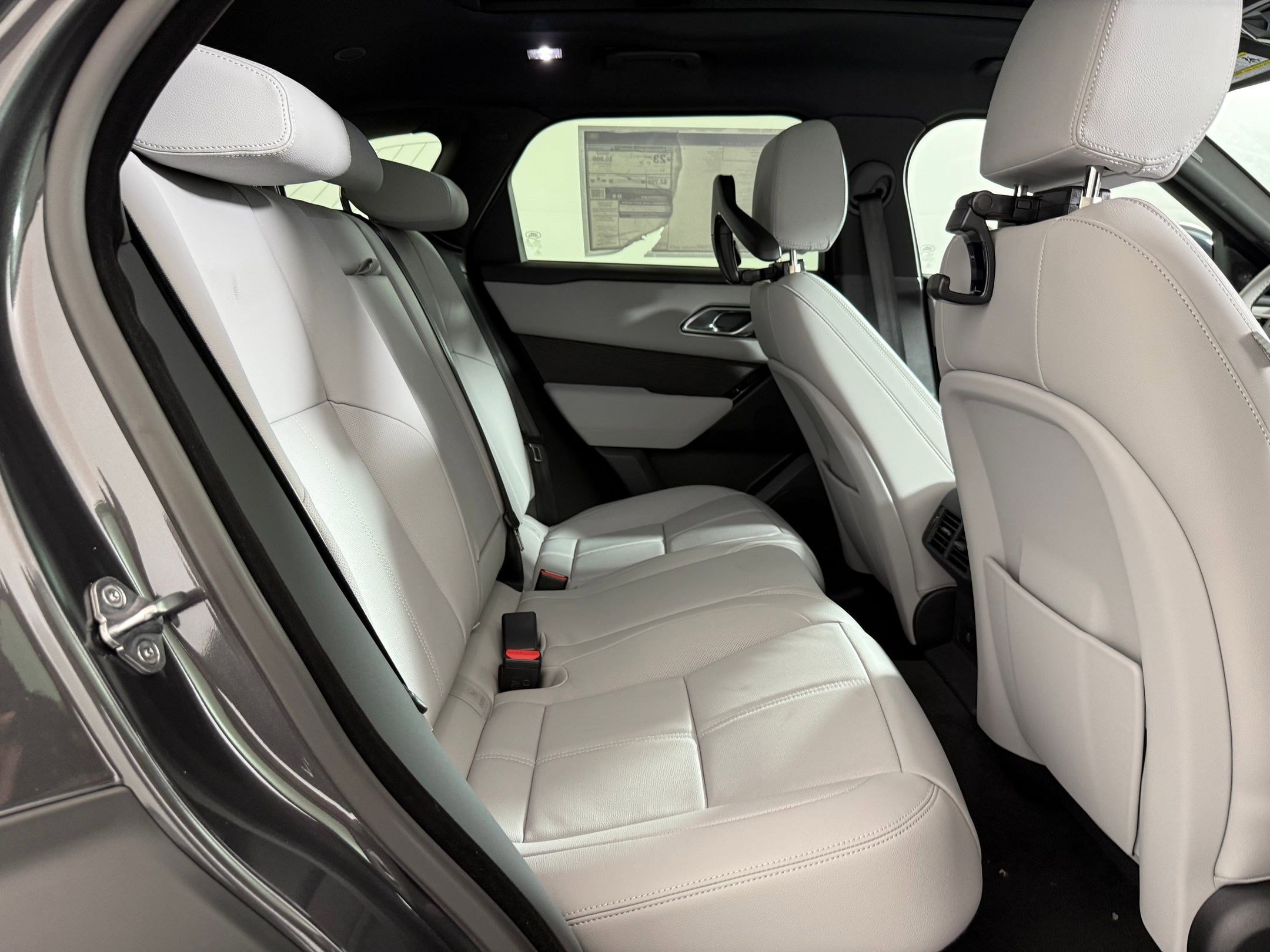 New 2026 Land Rover Range Rover Velar S AWD/4WD image 28