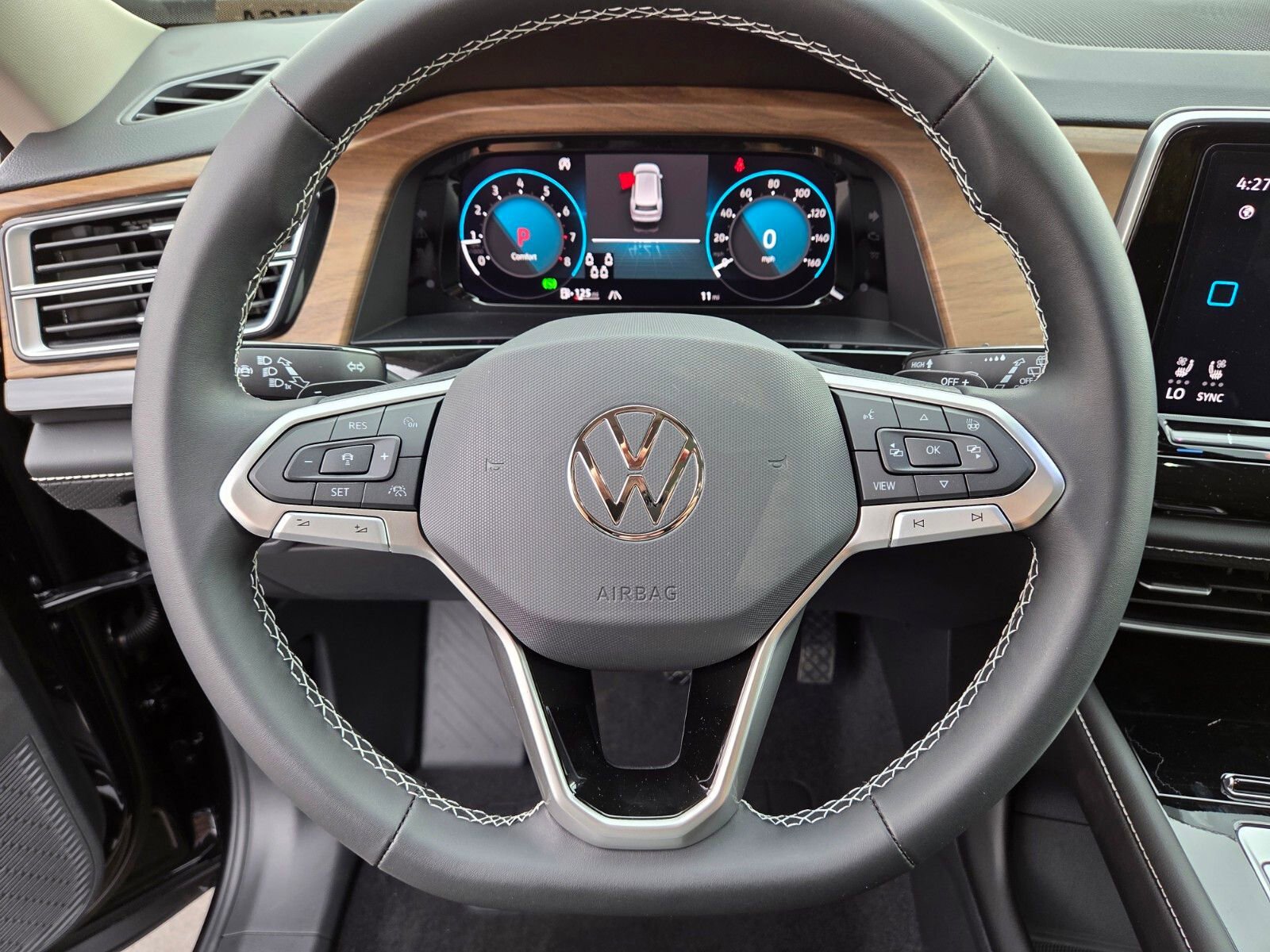 New 2026 Volkswagen Atlas SE FWD image 12
