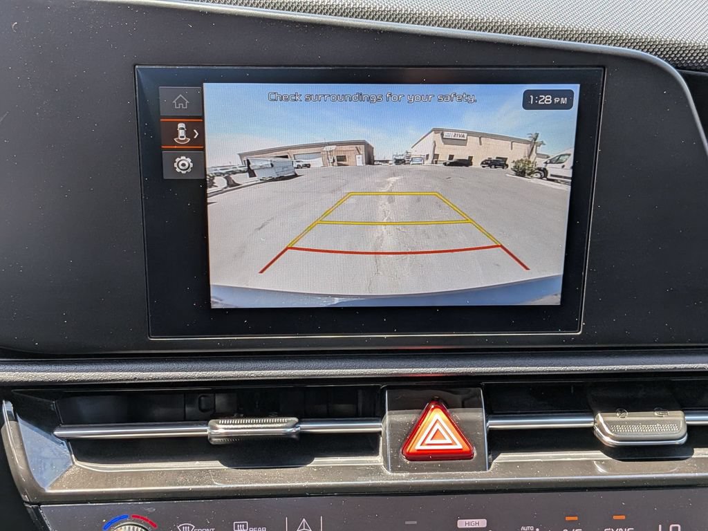 Used 2025 Kia Niro LX FWD image 21