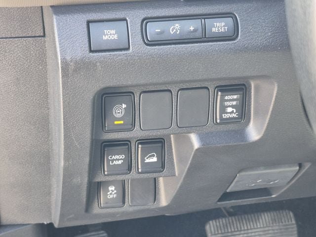 Certified 2024 Nissan Frontier SV w/ SV Convenience Package AWD/4WD image 9