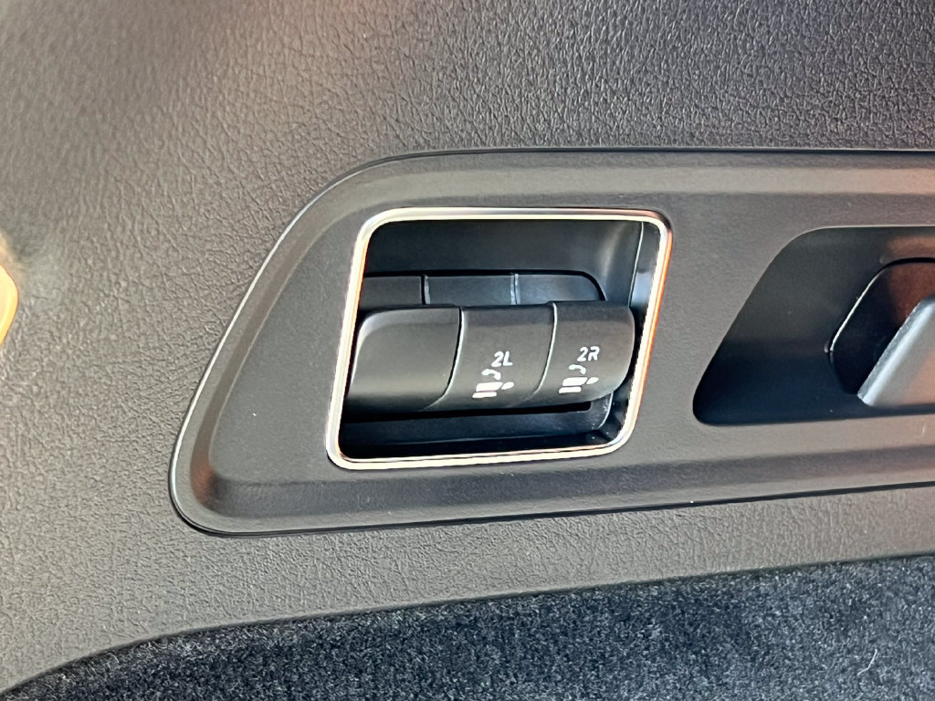 New 2027 Mercedes-Benz GLS 450 4MATIC image 46