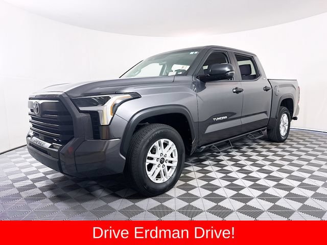 Used 2024 Toyota Tundra SR5 w/ SR5 Convenience Package RWD image 3