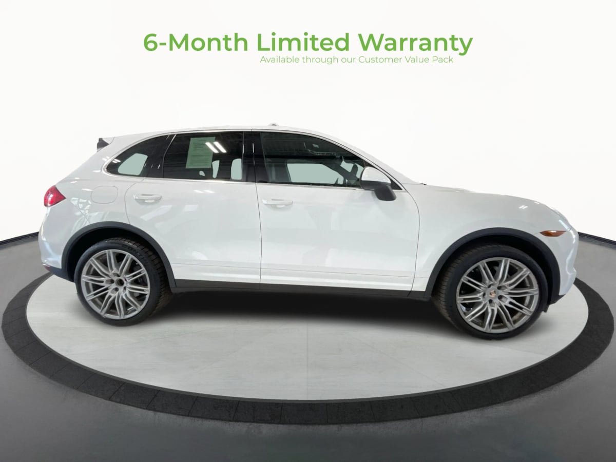 Used 2014 Porsche Cayenne AWD/4WD image 8
