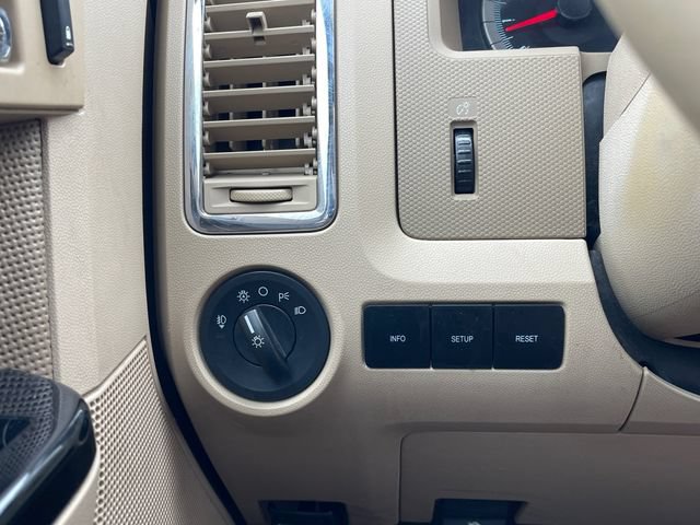 Used 2009 Ford Escape Limited FWD image 18
