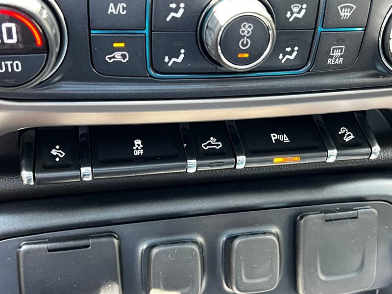 Used 2018 GMC Sierra 1500 SLT w/ All Terrain Package AWD/4WD image 36