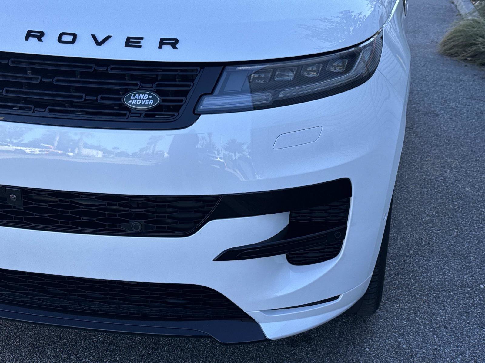 Certified 2026 Land Rover Range Rover Sport Autobiography AWD/4WD image 9