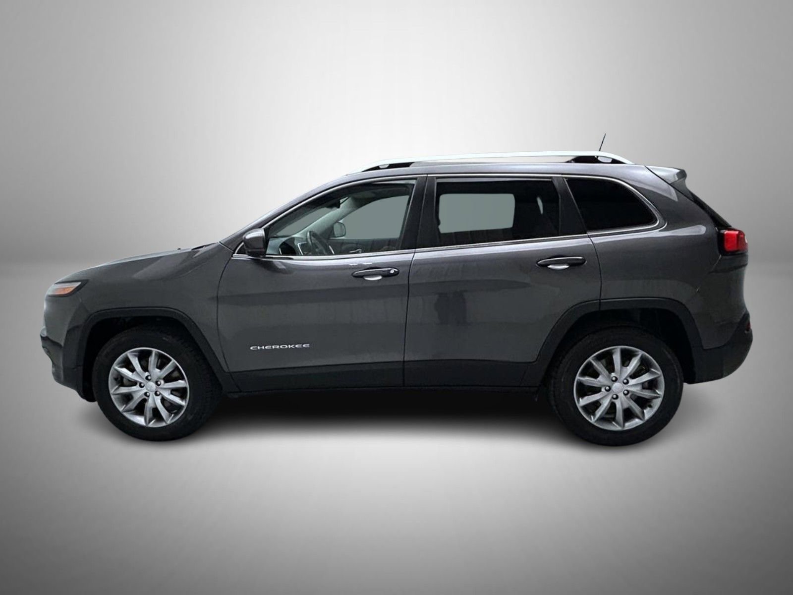 Used 2018 Jeep Cherokee Limited AWD/4WD image 8