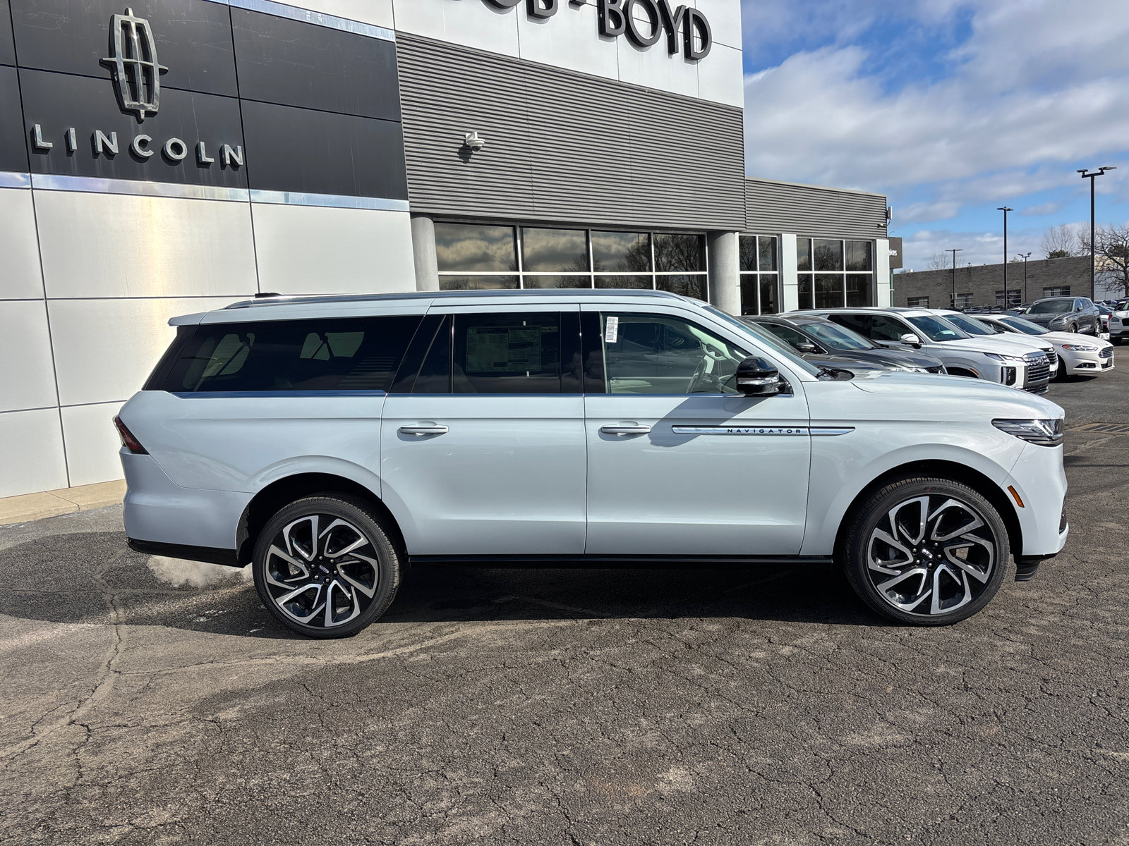 New 2026 Lincoln Navigator L Reserve image 8