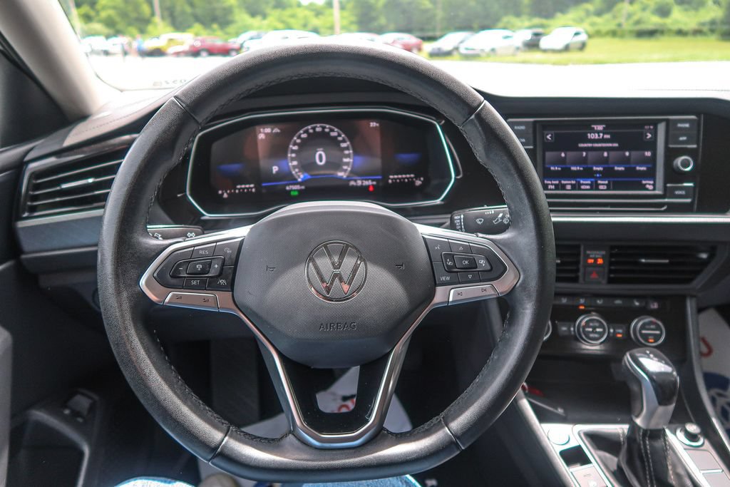 Used 2023 Volkswagen Jetta SE FWD image 24