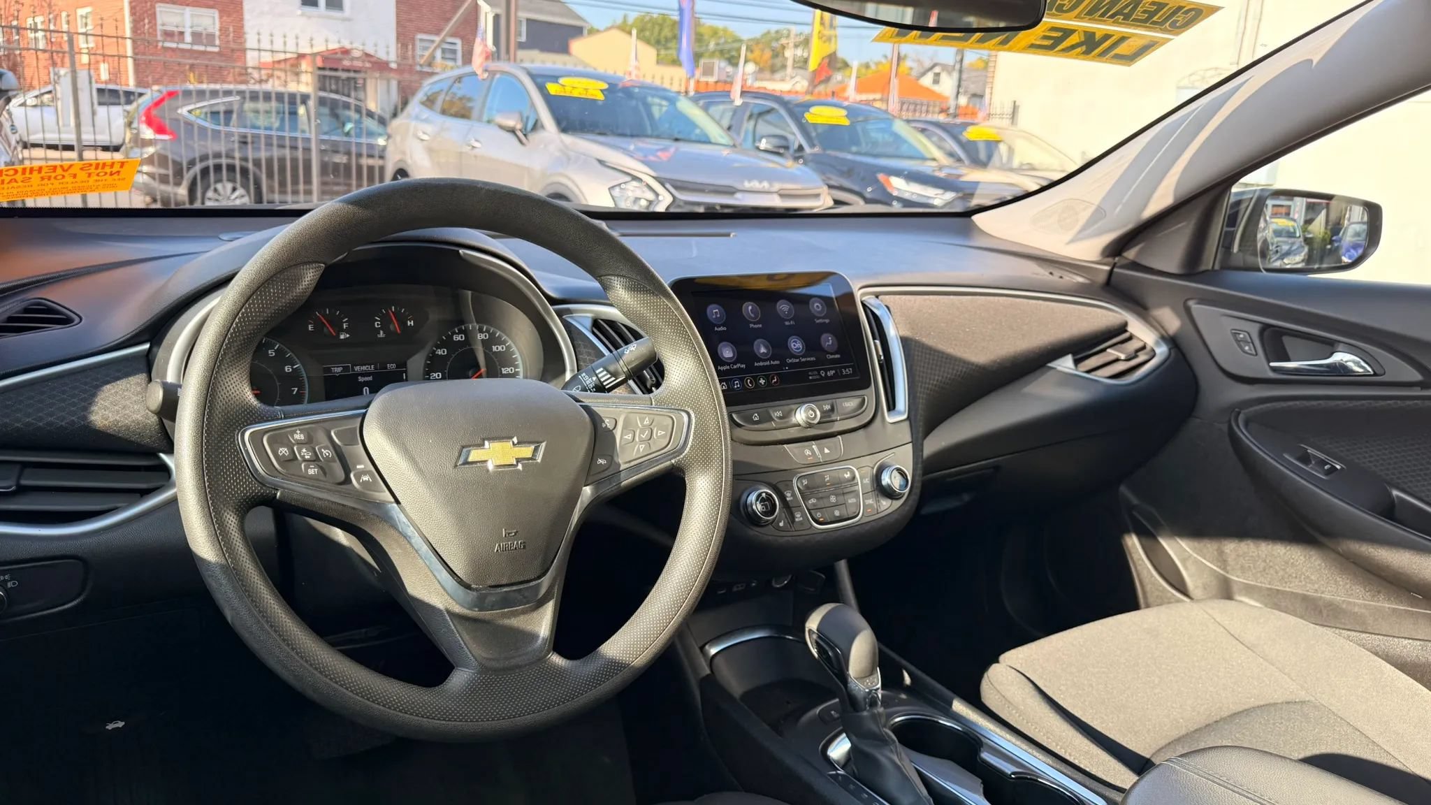 Used 2024 Chevrolet Malibu LT FWD image 17