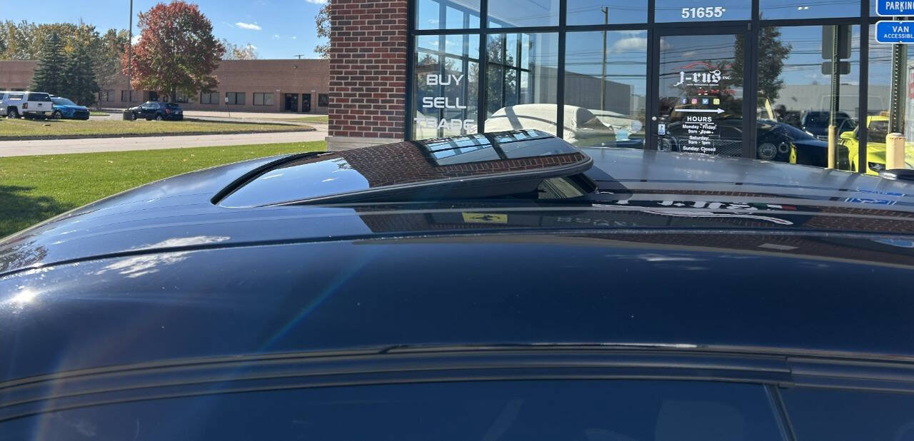 Used 2016 Dodge Challenger R/T image 30