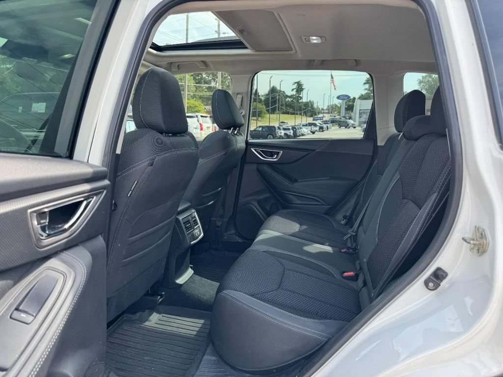 Used 2022 Subaru Forester Premium w/ Popular Package #1 AWD/4WD image 10