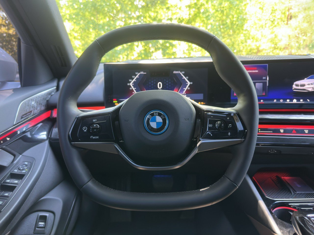 Used 2024 BMW i5 eDrive40i w/ M Sport Package RWD image 13
