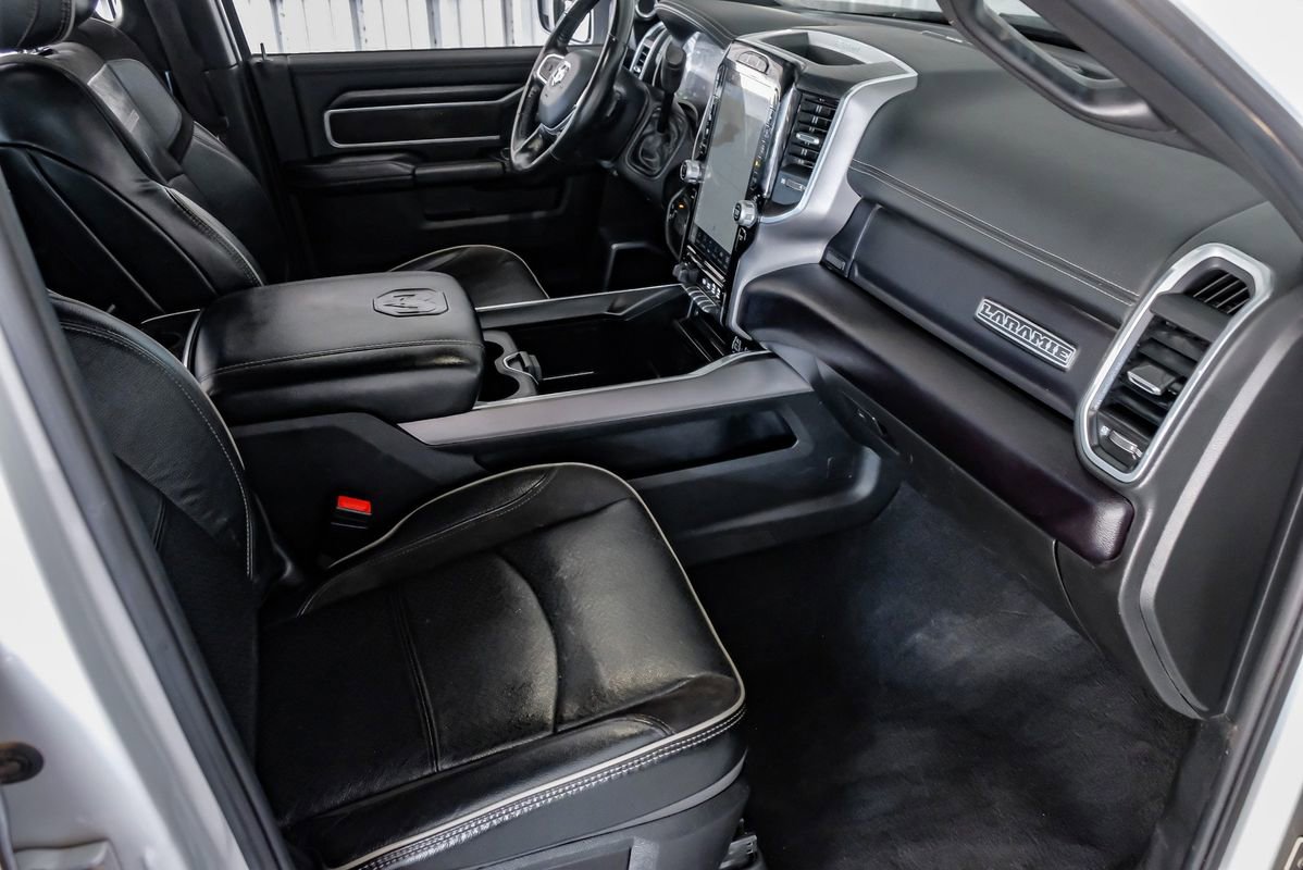 Used 2024 RAM 3500 Laramie w/ Night Edition image 12