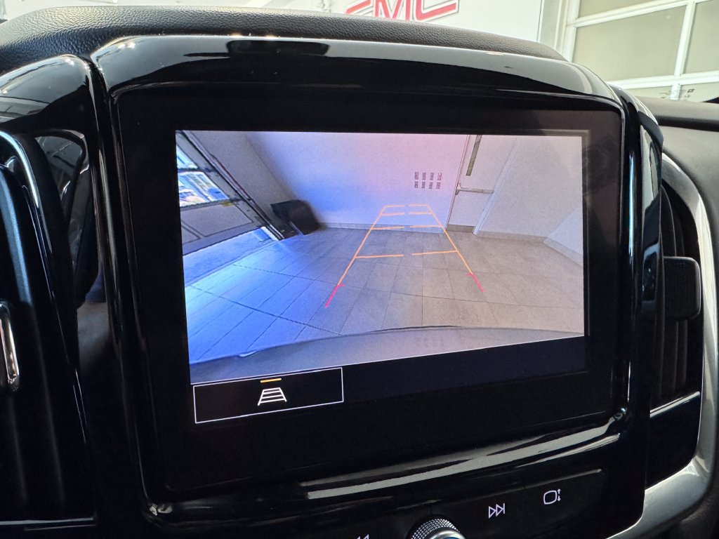 Certified 2023 Chevrolet Traverse LT AWD/4WD image 20