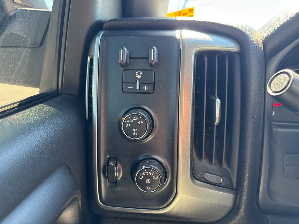 Used 2016 Chevrolet Silverado 1500 LT w/ All Star Edition image 22