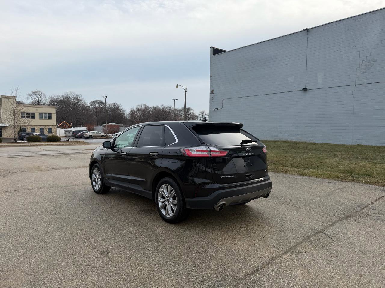 Used 2024 Ford Edge Titanium image 5