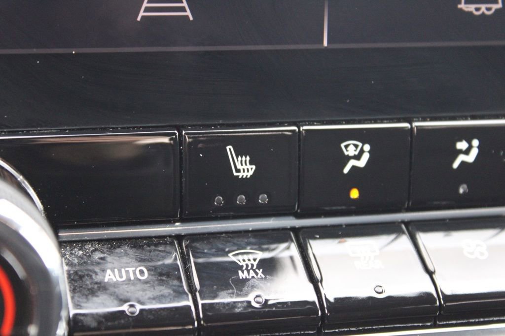 Used 2023 Chevrolet Colorado LT w/ LT Convenience Package II image 37