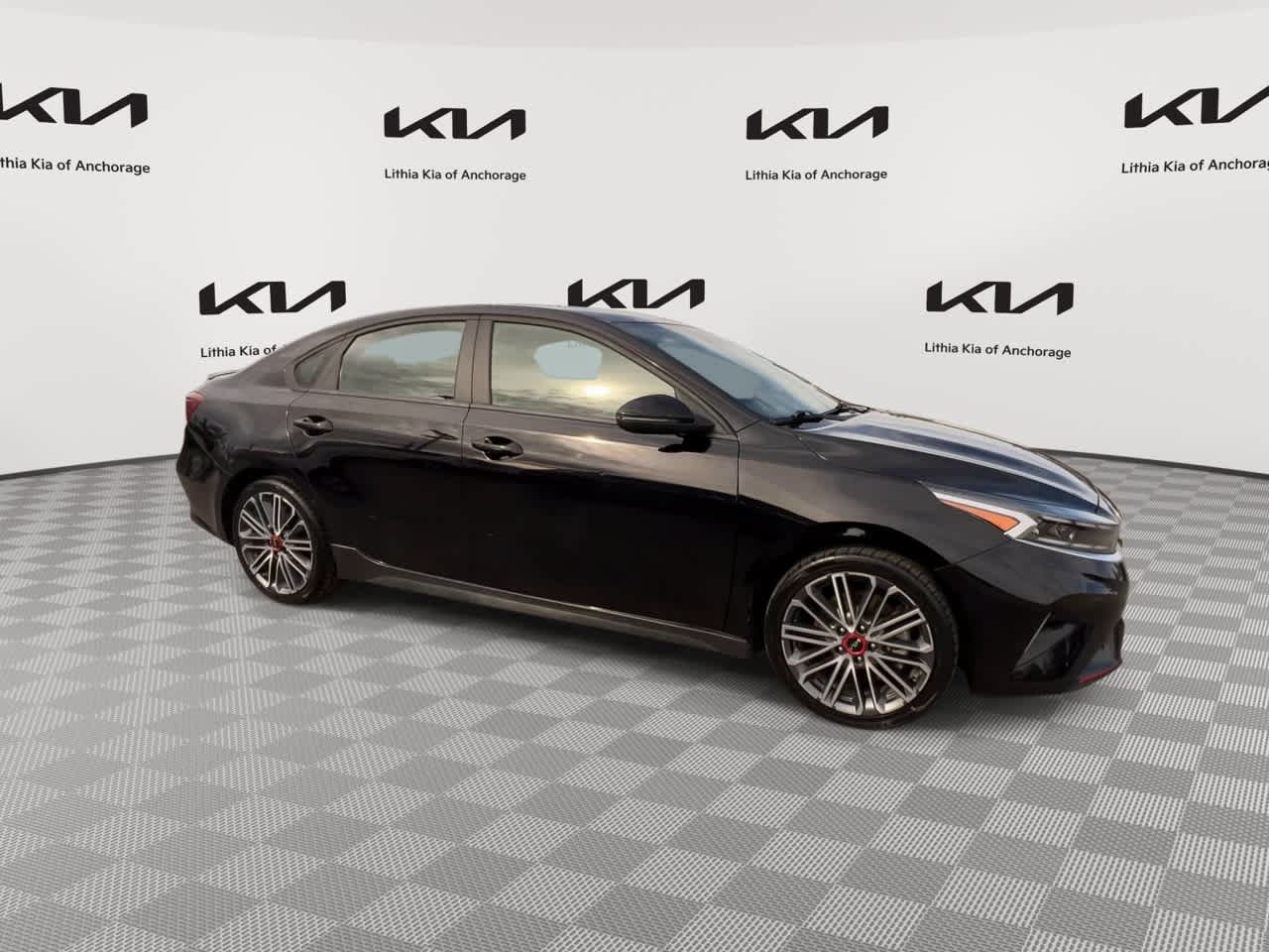 Certified 2022 Kia Forte GT FWD image 2