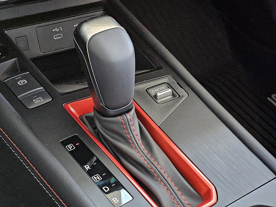 New 2026 Nissan Kicks SR image 24