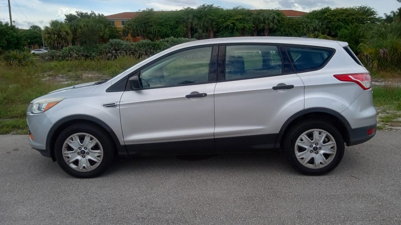 Used 2015 Ford Escape S image 1