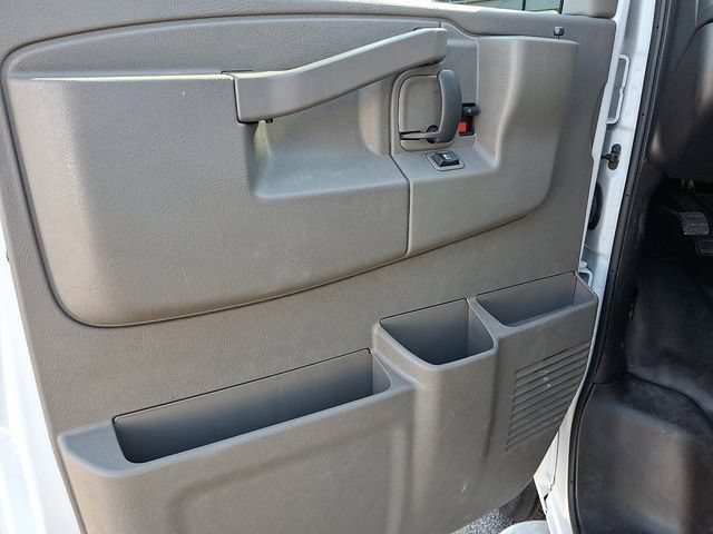 Used 2024 GMC Savana 2500 w/ Driver Convenience Package RWD image 13