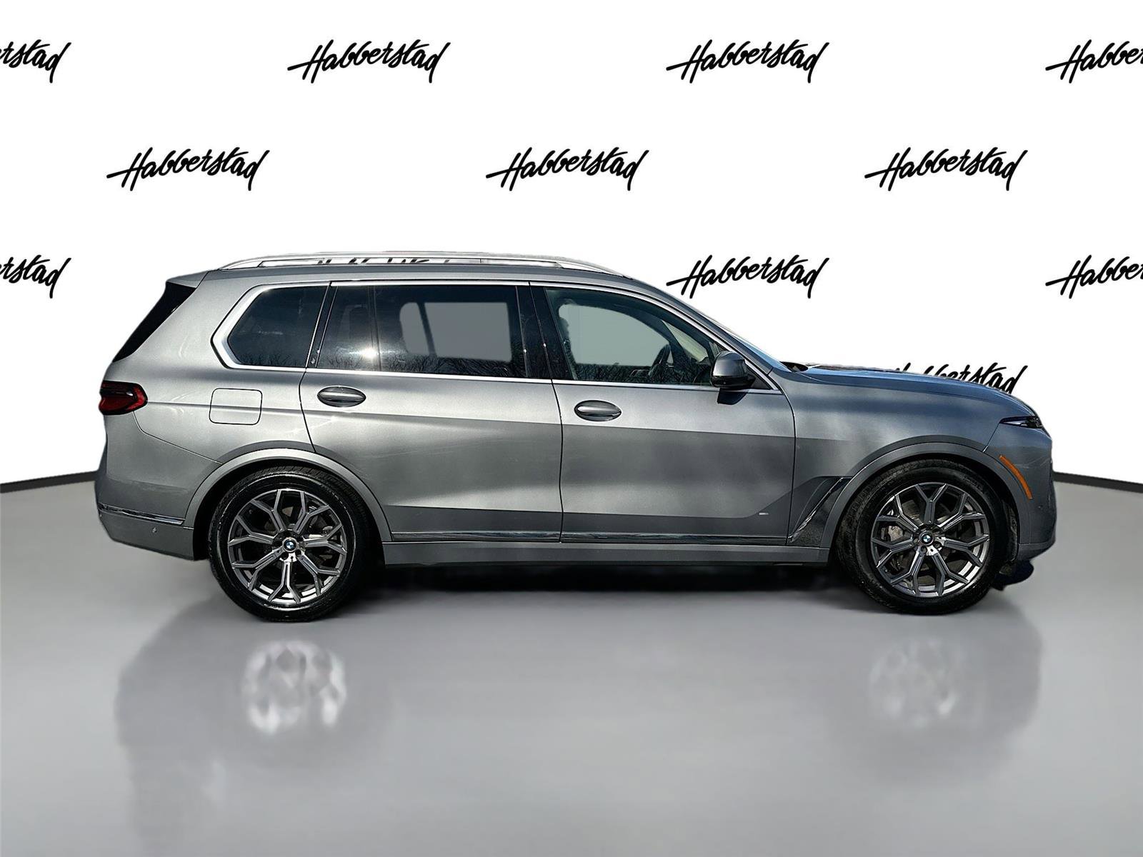 Certified 2024 BMW X7 xDrive40i w/ Premium Package image 4