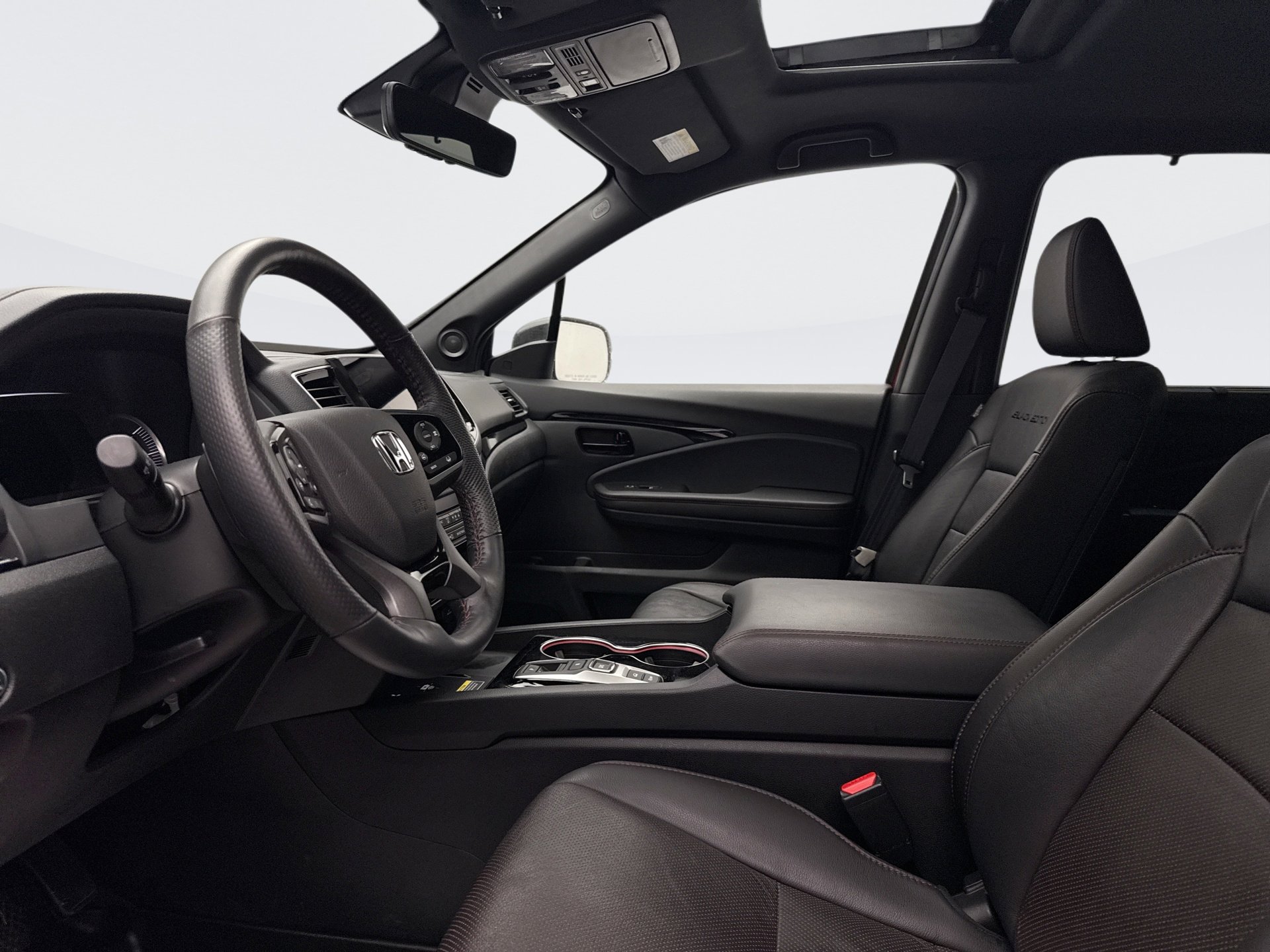 Used 2025 Honda Passport Black Edition image 9