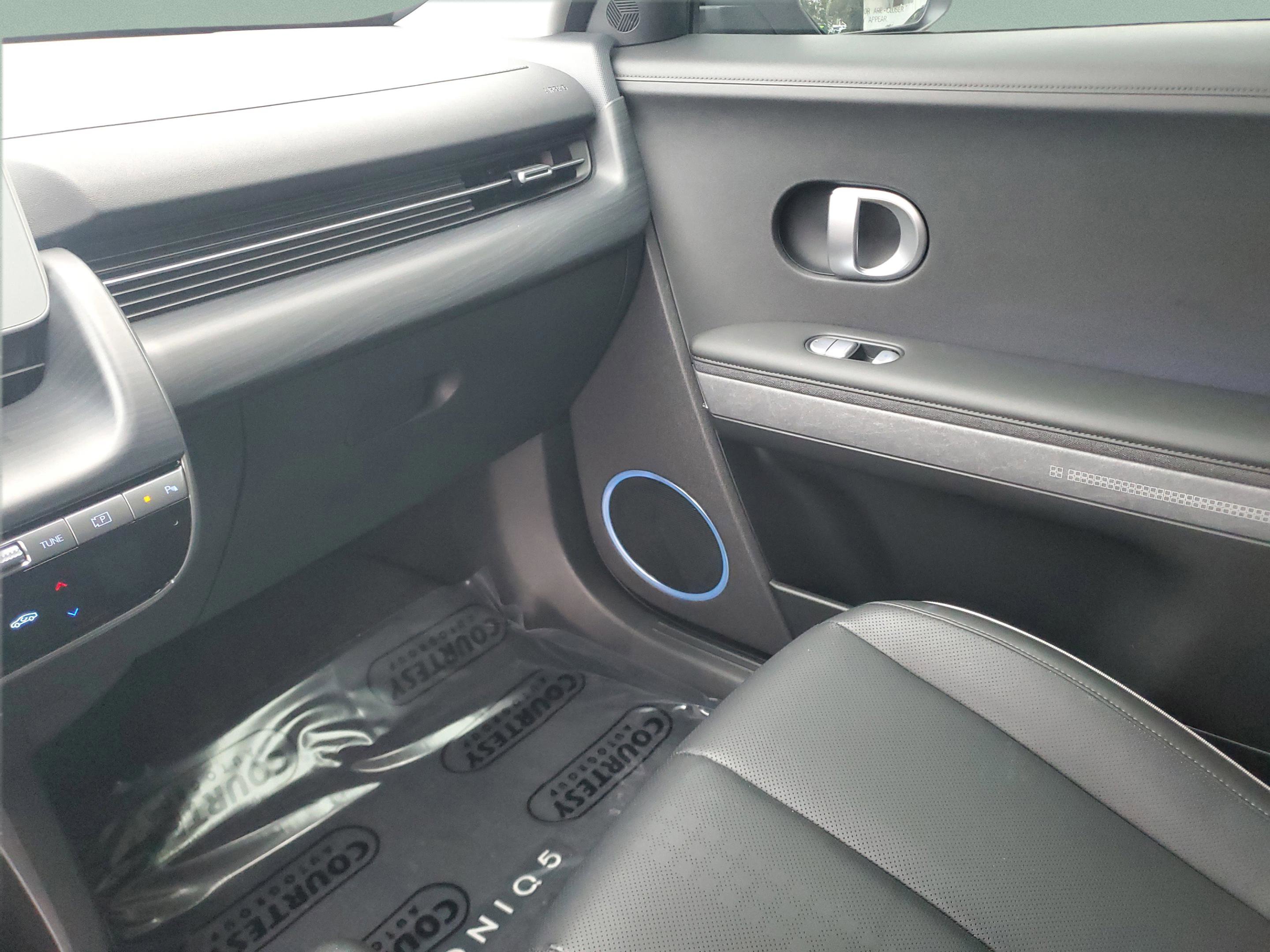 Used 2023 Hyundai Ioniq 5 SEL image 25