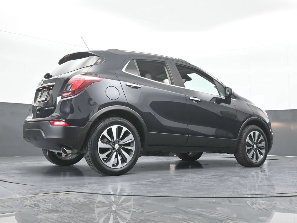 Used 2021 Buick Encore Preferred AWD/4WD image 57