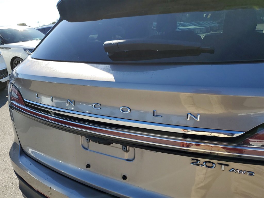 Used 2019 Lincoln Nautilus Reserve image 6