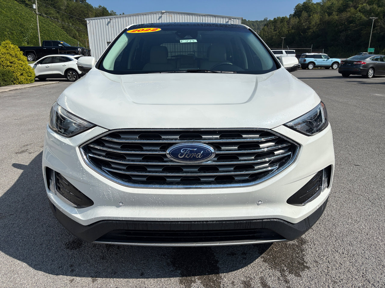 Used 2022 Ford Edge Titanium image 7