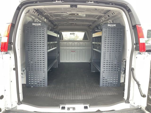 New 2024 GMC Savana 2500 w/ Driver Convenience Package RWD image 16