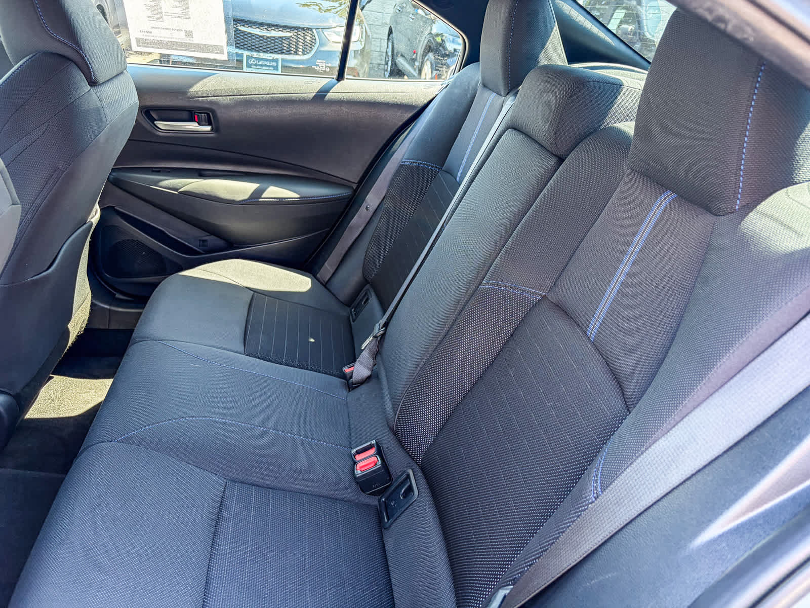 Used 2020 Toyota Corolla SE w/ Carpet Mat Package (TMS) FWD image 17