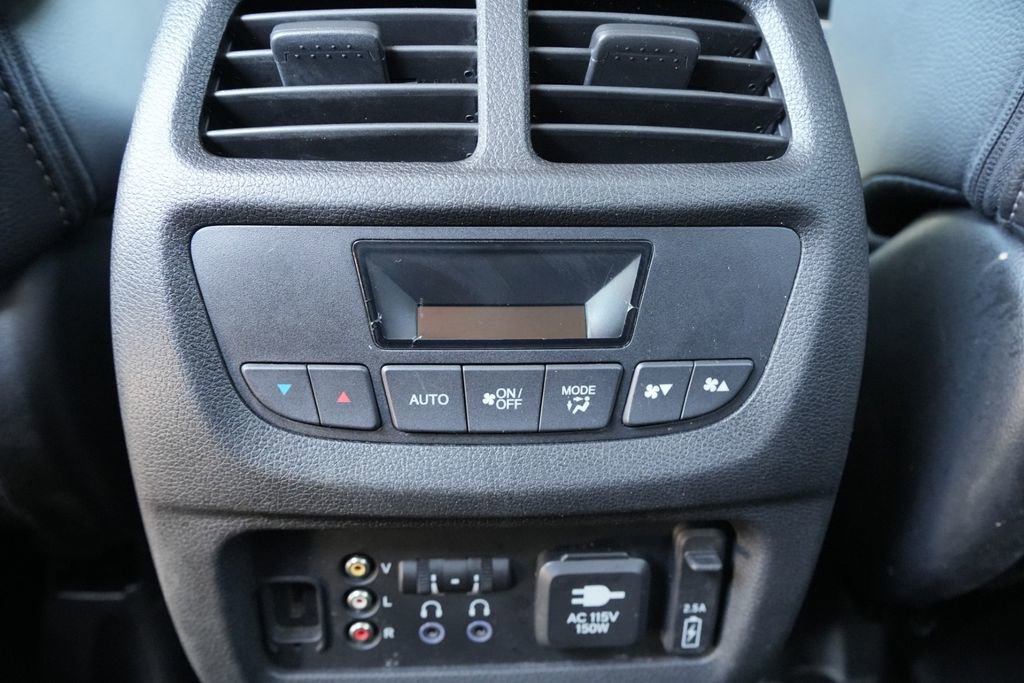 Used 2017 Honda Pilot Touring image 20