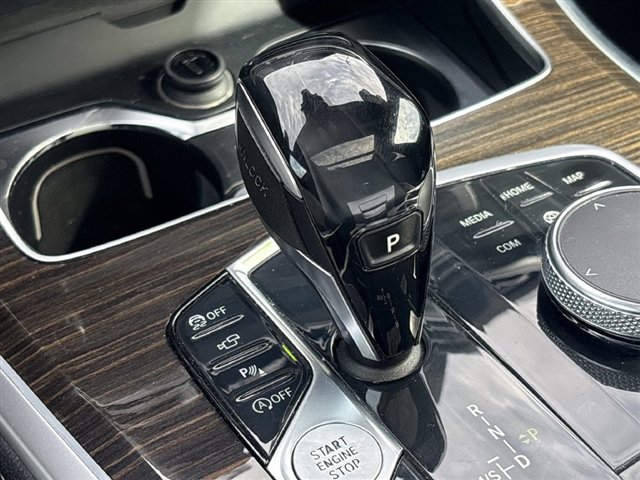 Used 2019 BMW X5 xDrive40i w/ M Sport Package AWD/4WD image 16