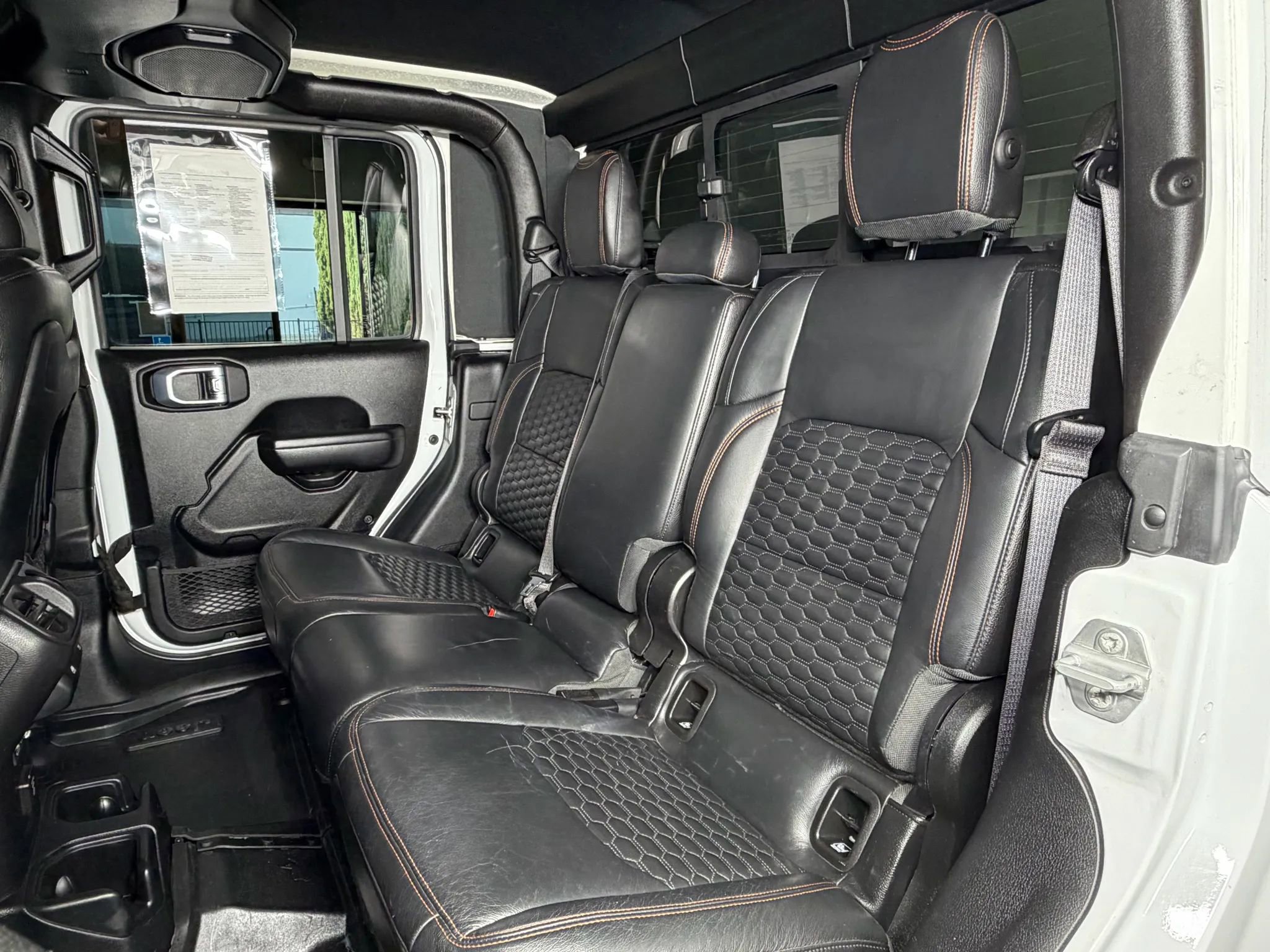 Used 2021 Jeep Gladiator Mojave AWD/4WD image 18