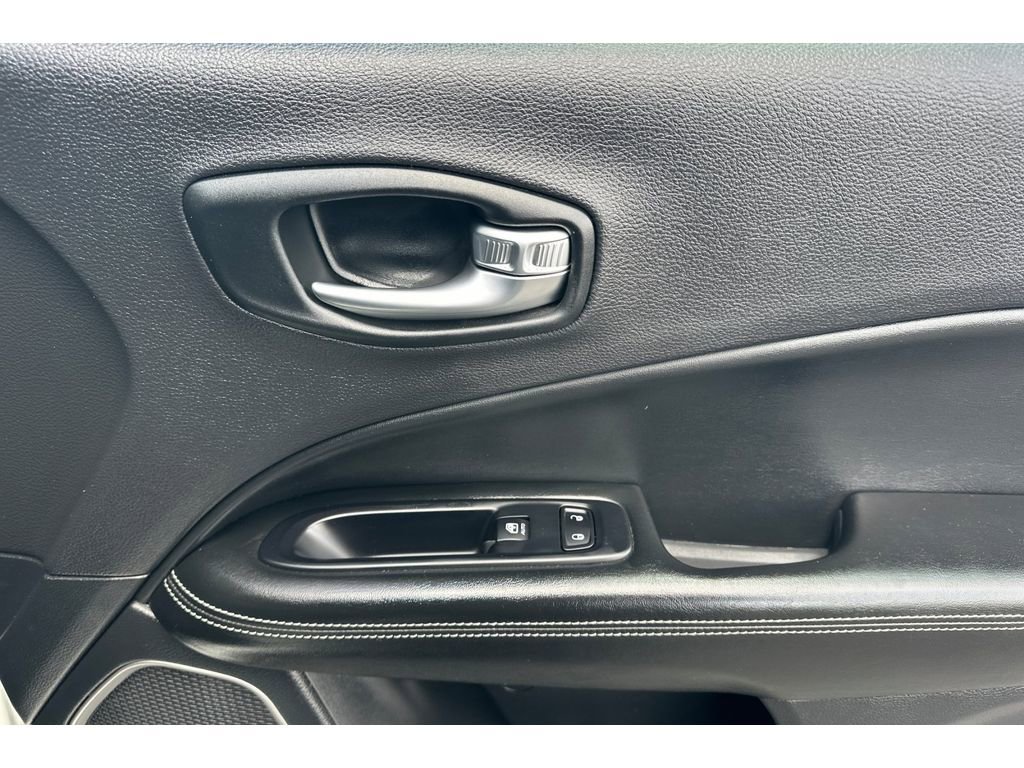 Used 2021 Jeep Compass Latitude image 20